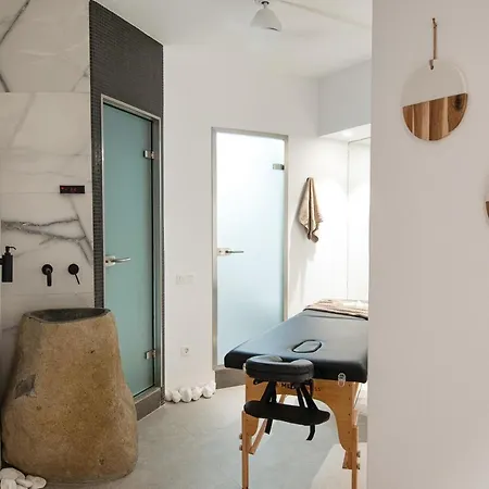 Hotel Altera Pars Messaria (Santorini)