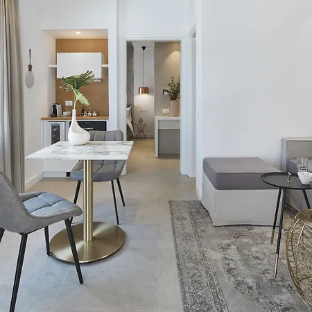 Altera Pars Hotel 3*