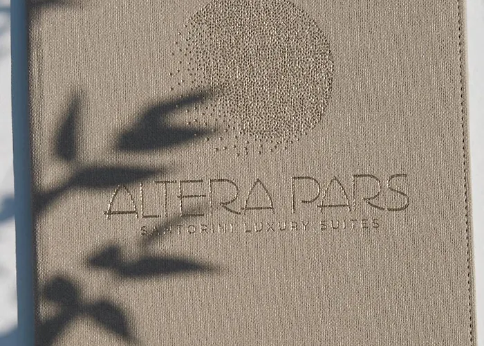 Altera Pars